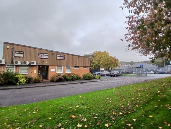 f027be68 74cc 4b22 8884 552174ebd4e3