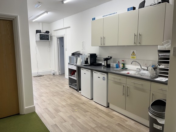 67bcbd94 70d0 4686 bf40 f80b2345a2a1