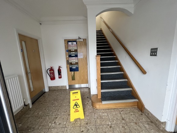 a18ba556 2726 4d92 833a ccb8882c00fb