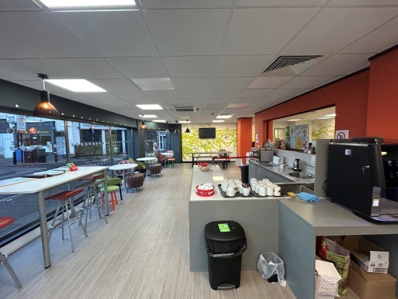 dc0825ca 1d16 47b9 836d d9bbb421f048