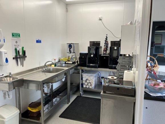 cfc09127 6042 430c 9227 d240e0a6ad2f