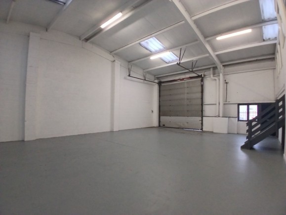 b2bb1da2 d985 4eae a3f1 489f33b31a5f_web