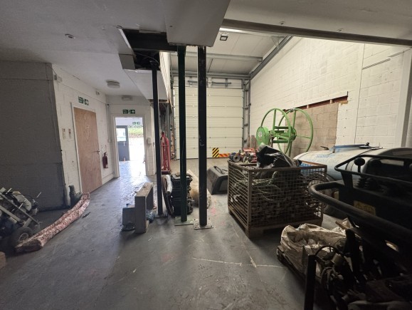 008a572e 19a9 44f3 9f35 a3e6f759e87e