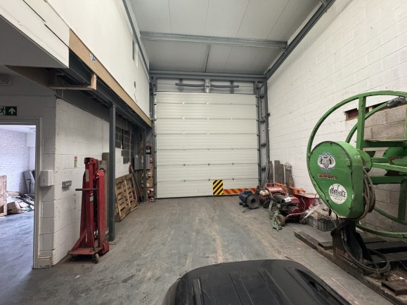 c6eabc3b 261a 44ee 9d3f 9c6635826197