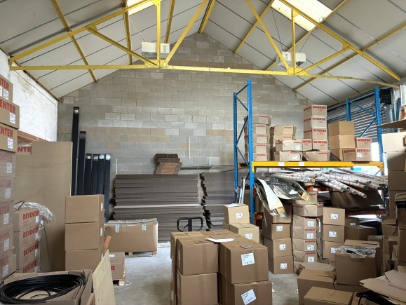 5fe8495f debb 43d1 b2a4 4f83b8105bfd