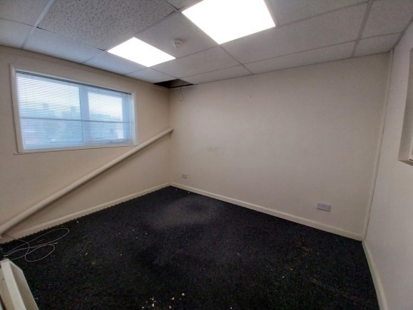 c682badd 24da 4226 abf0 dcee4aa137e0_web