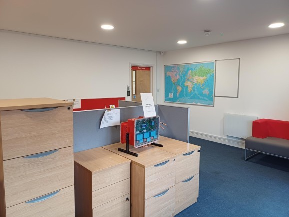 3daf97d4 f5a5 4080 af43 66b77664c63e