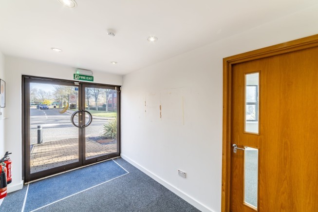 40e3433e bd16 4b3c a8f7 78635693a994