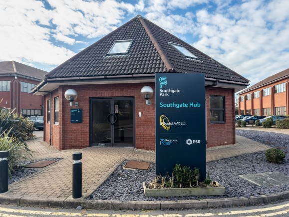 f079bfe0 b871 4cc4 a3ea 3d9ecb2235d1