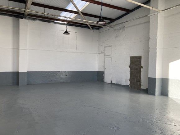 5604efb2 103f 4366 8965 18024426981f