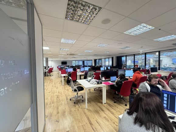 fa960ef9 c47e 416e 8fe5 482988ea1bdd