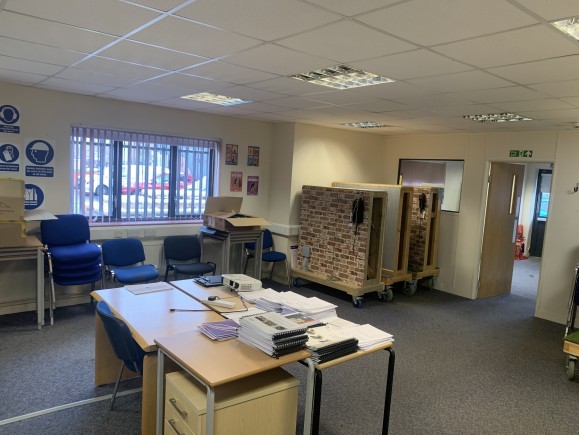 158af415 b4b7 4c53 b699 c2a159c3afbd