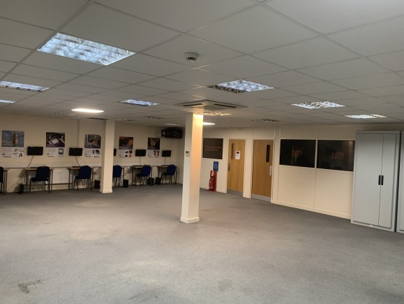 8379ed62 22bd 4e85 8484 cc13bff0dcf1