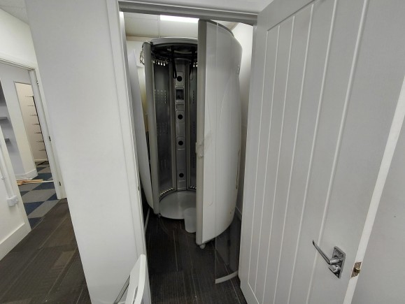 f563101b 2dec 40ba b2f4 b8406762a191