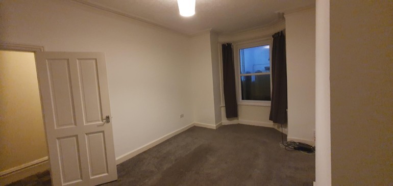 13ac9d35 694f 4d5f aed7 db881ba8ade3