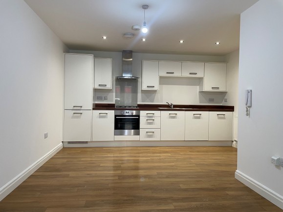 1b1539d5 9cd1 4e3a 82f6 4183b898193c