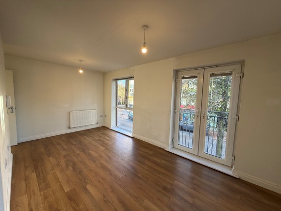 7403083e ecef 4107 993a 1d4ba090e261