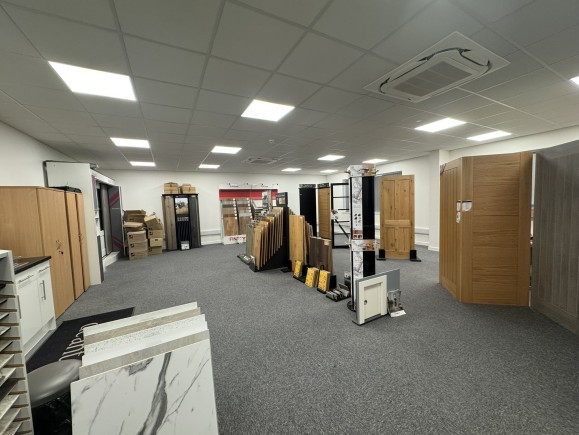 b808e162 f38b 47d6 844b b44fe1d46f65