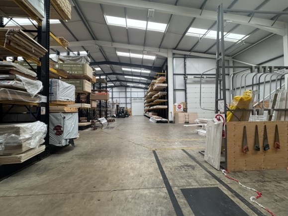 f47aa0b5 6b3c 4a7d 949f 1bcf48f9a346_web