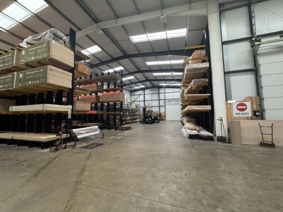 f6642e59 9ded 43aa 9efc 63bd1f34e8b0_web