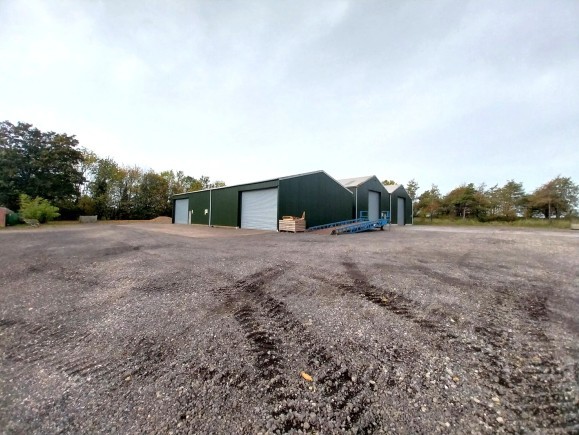 f0bc8fbc 3b4f 426a 8015 27677f75af51