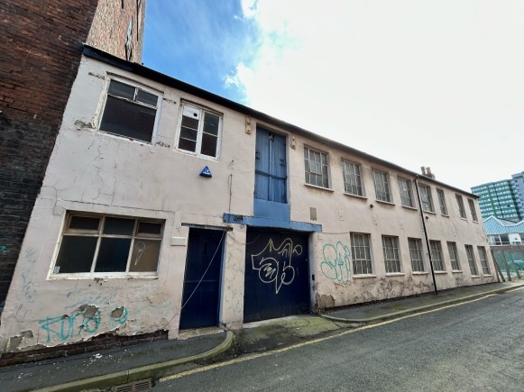 0b85a2d8 cf36 485d 8942 35c47ff36cdd