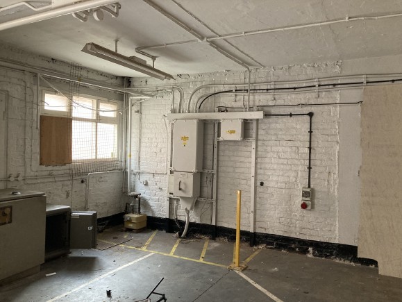 f9e41f26 fd6b 4b08 b7b8 7f3ff8093f17