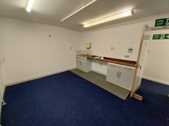 7c0be2f3 a9f4 4401 bf3b 329641752b8b