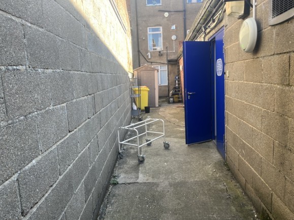 82bbaf3e b091 48bd 800e 9e209f4298ae_web