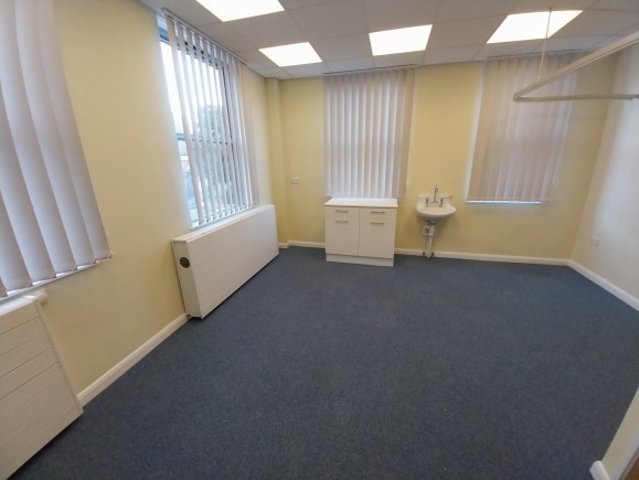 c8416d19 bbc6 4b5b a846 f3e2f33bdf63