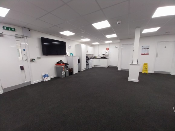 34a70657 de7c 41e6 9878 f5a93f273f0d_web