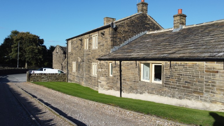 0e4f7fe2 fded 4a82 a04d 42fae168a9a8