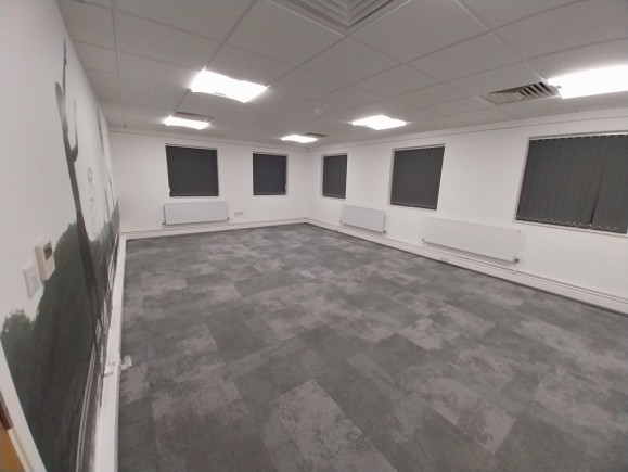 bcb8e799 ae7d 4a33 99d5 b54141976f5e_web