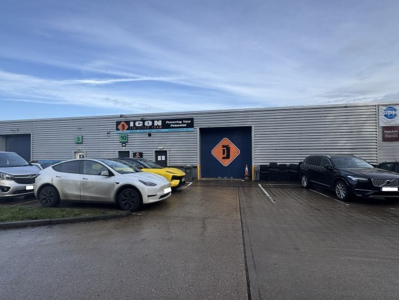 6098fb0d f526 4048 bf5f 4ce3cbec51d1