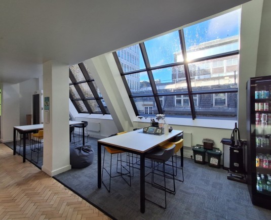 087dbb2e 03ba 4f55 986b 687cf9235236_web