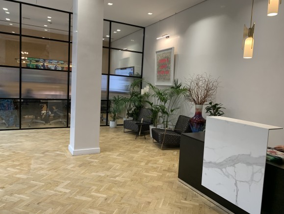 5e60caf4 586e 4046 8588 1bbb0064422e