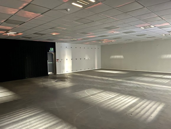 58e28c9d 8983 4d09 aafd d2ba38412f18