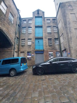 8876dd80 4e43 4284 a15b 981a77cacd3d