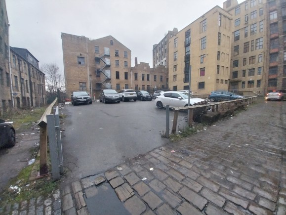 dd33c10e c7b0 4332 97f5 24081dbb1792