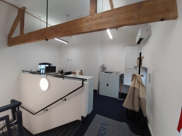 f9206279 d94f 47e8 b7f7 70f63f91f82f