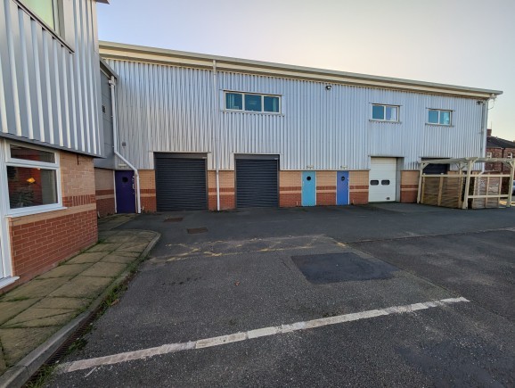 6f70b2bd 8e33 46fd b284 08cf07202682