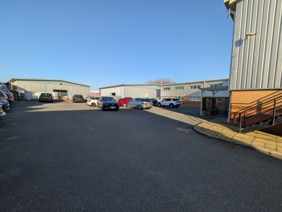 74a0dd67 5863 477b a292 184e11992cd6_web