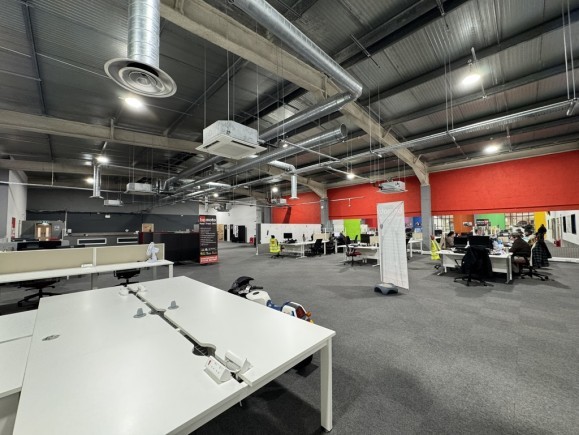 49addaad 7aff 4795 b00e 3be375523b51_web