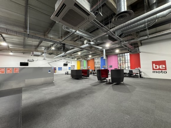 81e04fe2 6c15 4db7 86db 4acc34d6cfb2_web