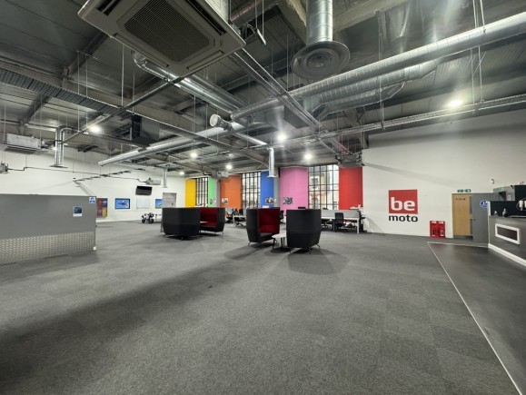 8cbfaf2b 48c7 443e 8774 f4e6cf9fef60_web