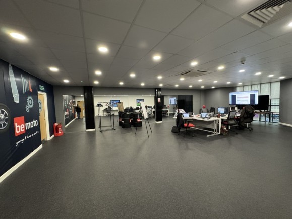 b76ea194 c7b4 4686 ae58 28b9f49a9a6e_web