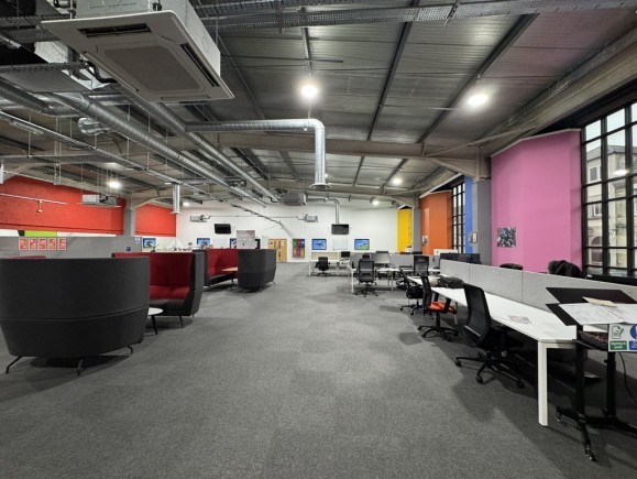 f2962c57 7e61 489c 9edd cfd8dd8f7547_web