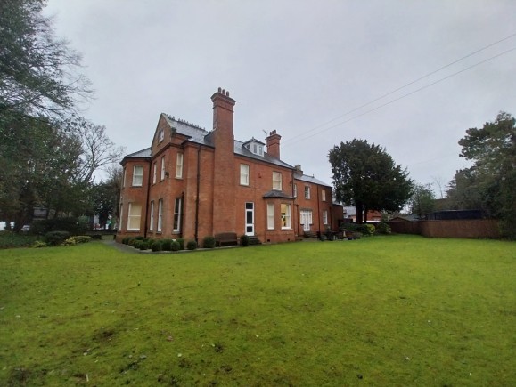 bd09b8a5 132d 43a6 b70e 9b7c2cfecbd8_web