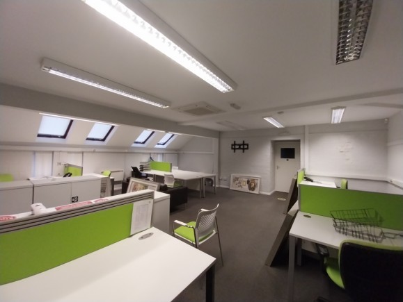 fd663a2a e520 48e1 a9ef e3de99ee3955_web