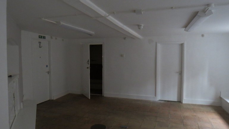 24009dae 2325 4243 86d0 af5e09a18331